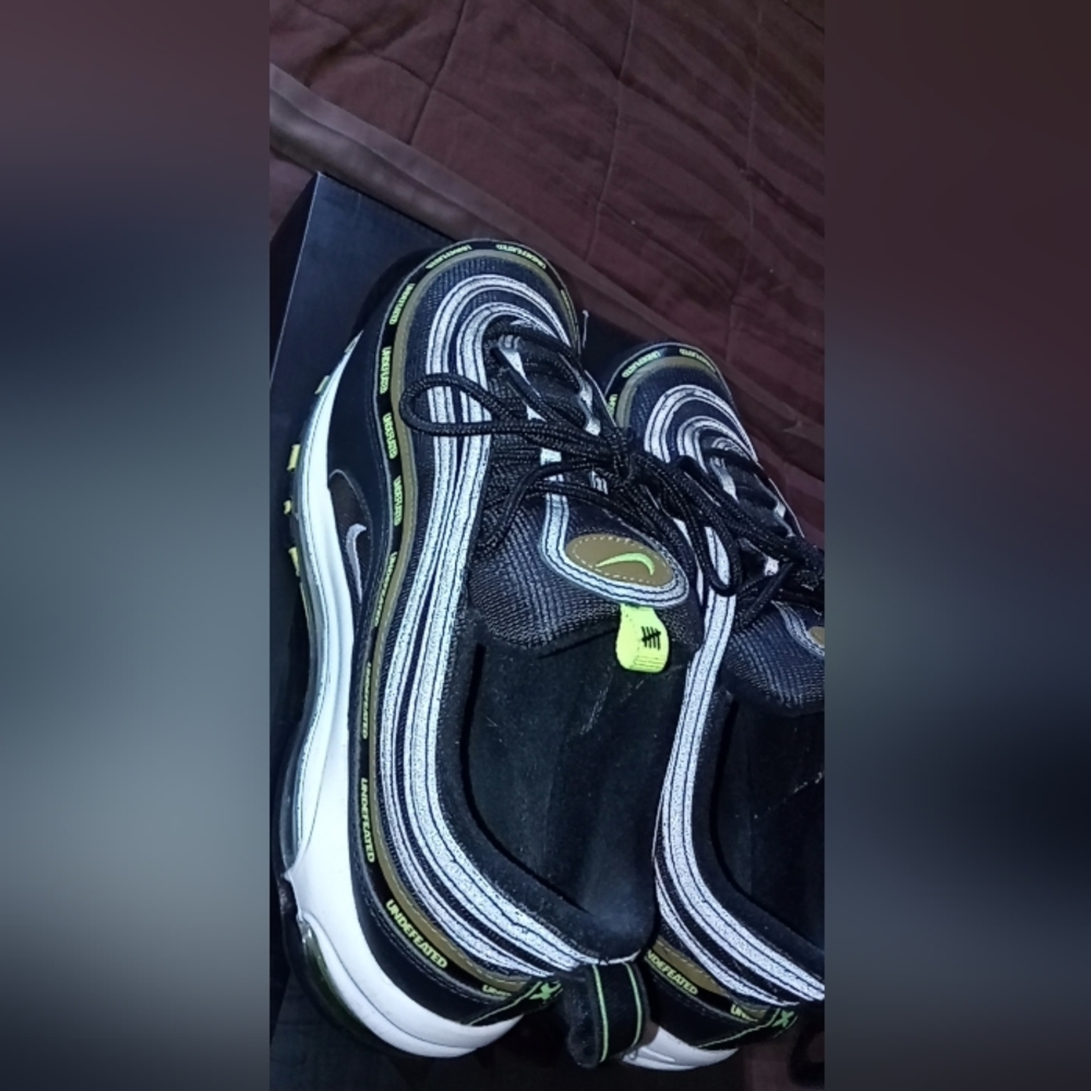 Nike undefeated airmax 97